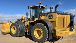 Deere 744 X Deere 744 X