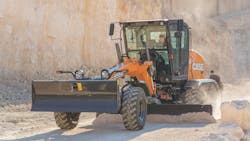 Case 856D motor grader has a 12-foot moldboard. Case 856D motor grader has a 12-foot moldboard.