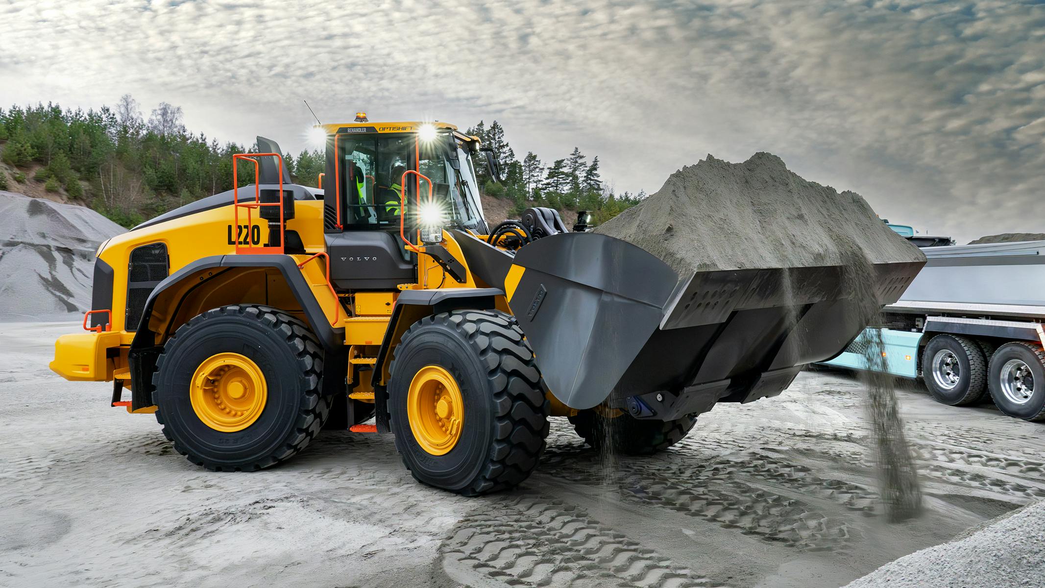 Volvo L220 wheel loader is one of five first releases of the updated lineup.