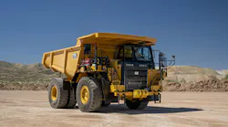 Cat 775 hauler