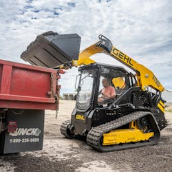 Gehl VT360 compact track loader. Gehl VT360 compact track loader.