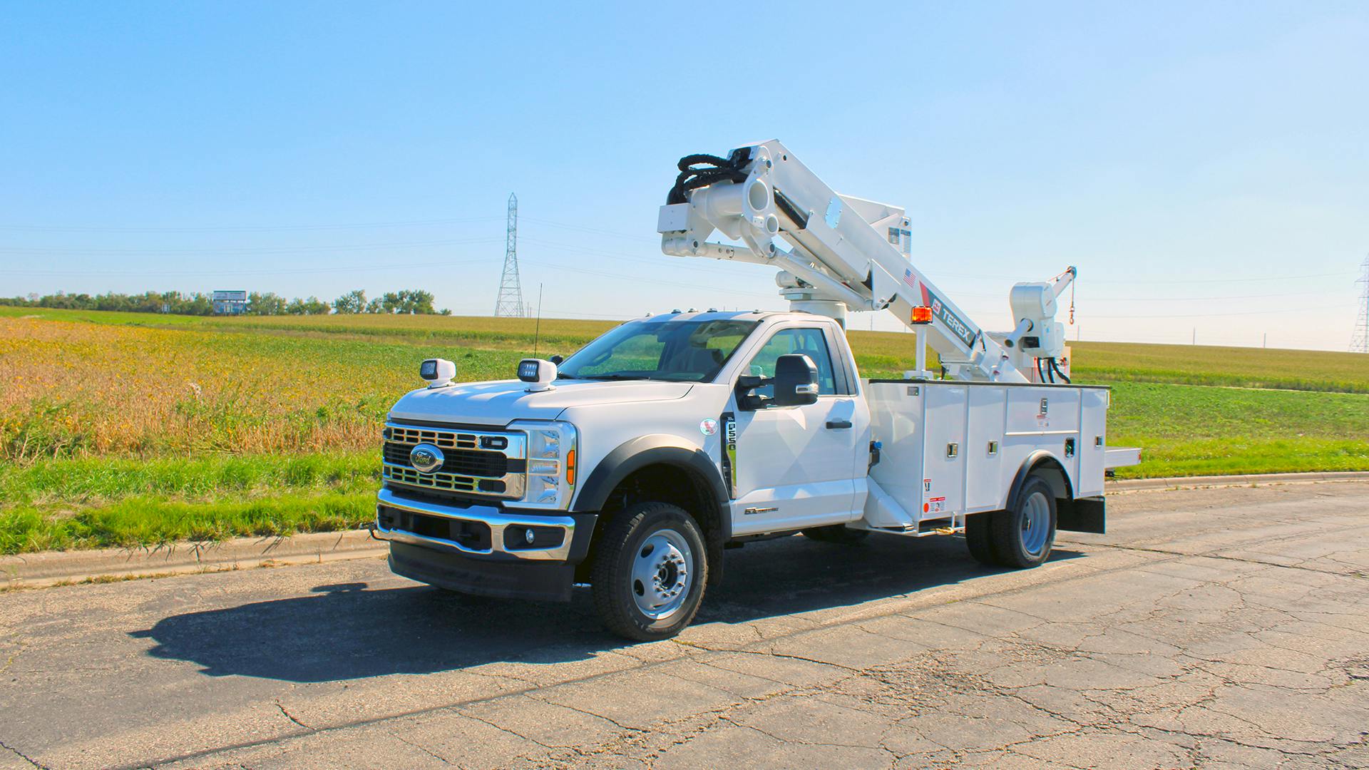 68e937c46cb75c598aa29a19 Terex Utilities Trx Series Trx41