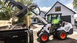 Bobcat L35 wheel loader. Bobcat L35 wheel loader.