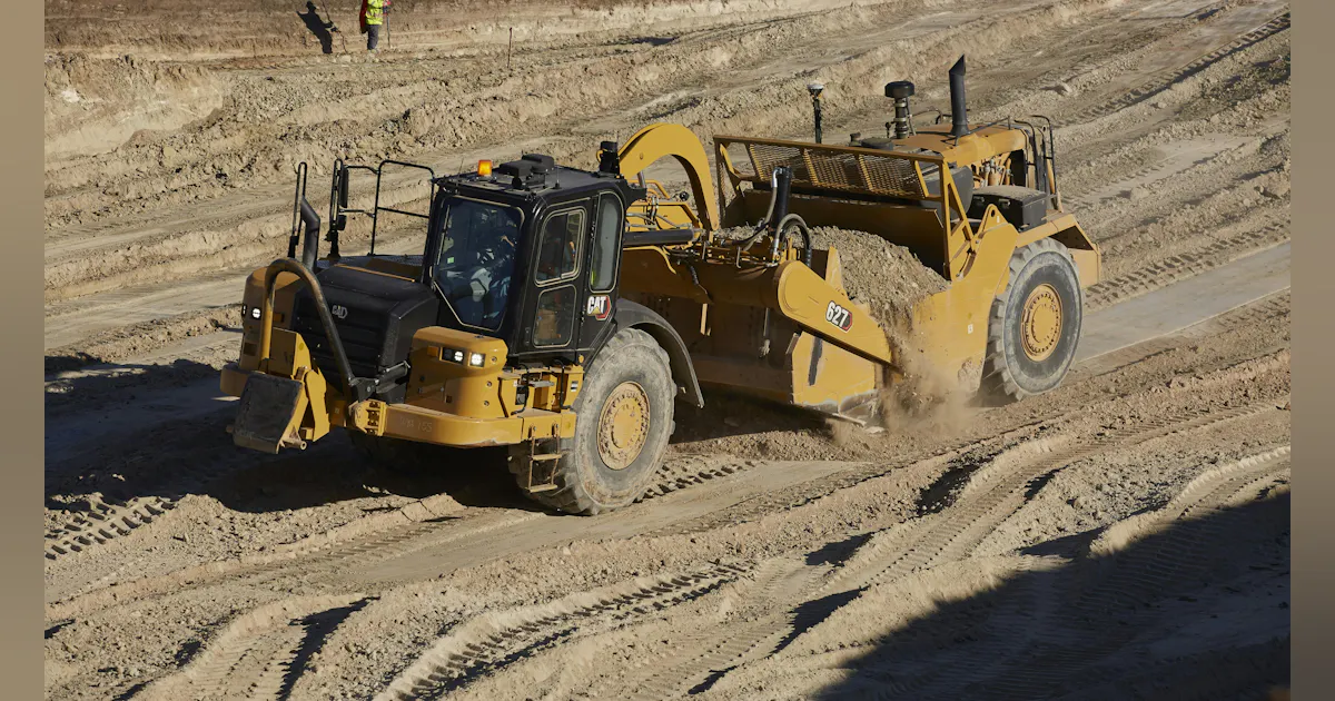Trimble Earthworks Available for Scrapers | Construction Equipment