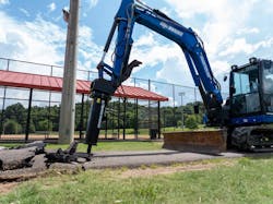 Blue Diamond Attachments hydraulic breakers for excavators Blue Diamond Attachments hydraulic breakers for excavators