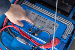 Genie lithium battery pack, main pointing finger. Genie lithium battery pack, main pointing finger.