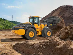 Volvo l120 Electric Wheel Loader digging dirt Volvo l120 Electric Wheel Loader digging dirt