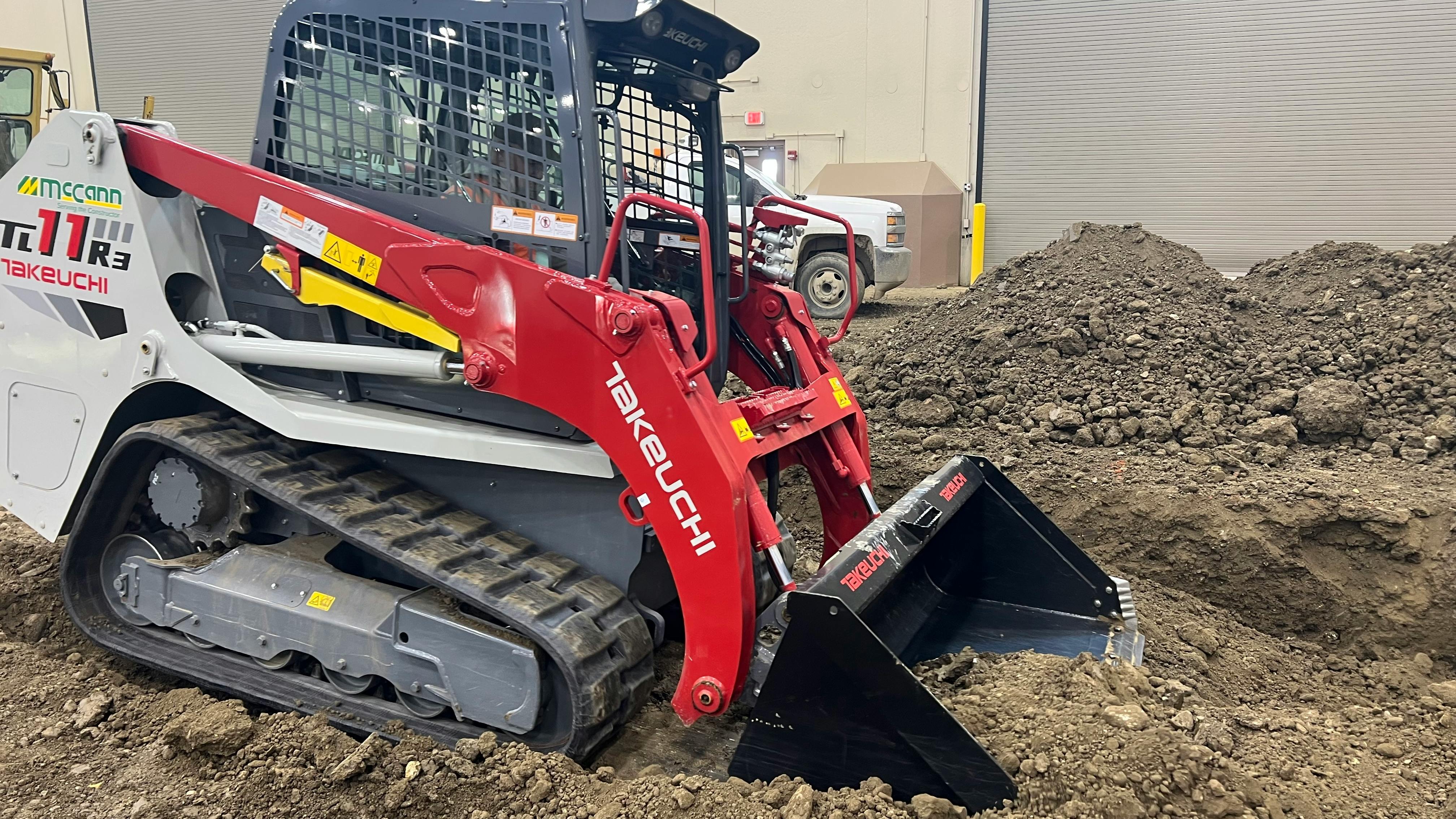 Takeuchi CTL digging