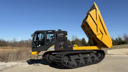 Kato IC110R Rotating Crawler Carrier with dump bed extended Kato IC110R Rotating Crawler Carrier with dump bed extended