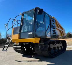 Kato IC110R Rotating Crawler Carrier looking at the cab Kato IC110R Rotating Crawler Carrier looking at the cab