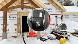 Heater with telematics device Heater with telematics device