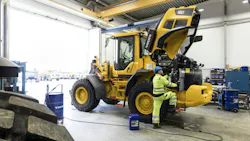 Volvo L90 Wheel Loader Maintenance Volvo L90 Wheel Loader Maintenance