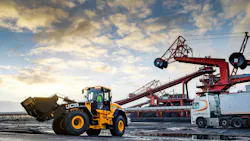JCB wheel loader turning JCB wheel loader turning