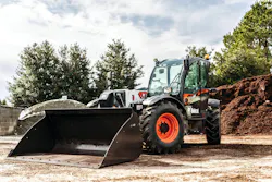 Bobcat TL923 telehandler with a bucket attachment. Bobcat TL923 telehandler with a bucket attachment.