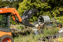 Ignite grapple bucket opening its jaws. Ignite grapple bucket opening its jaws.