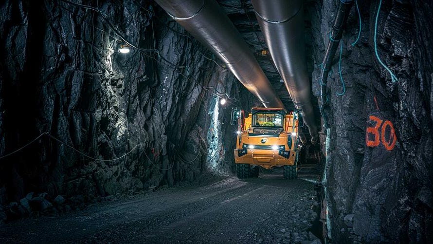 Volvo ADT in tunnel
