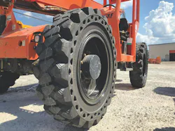 Telehandler tires