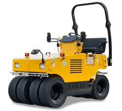 Sakai TS160-4 pneumatic tire roller on a white background.