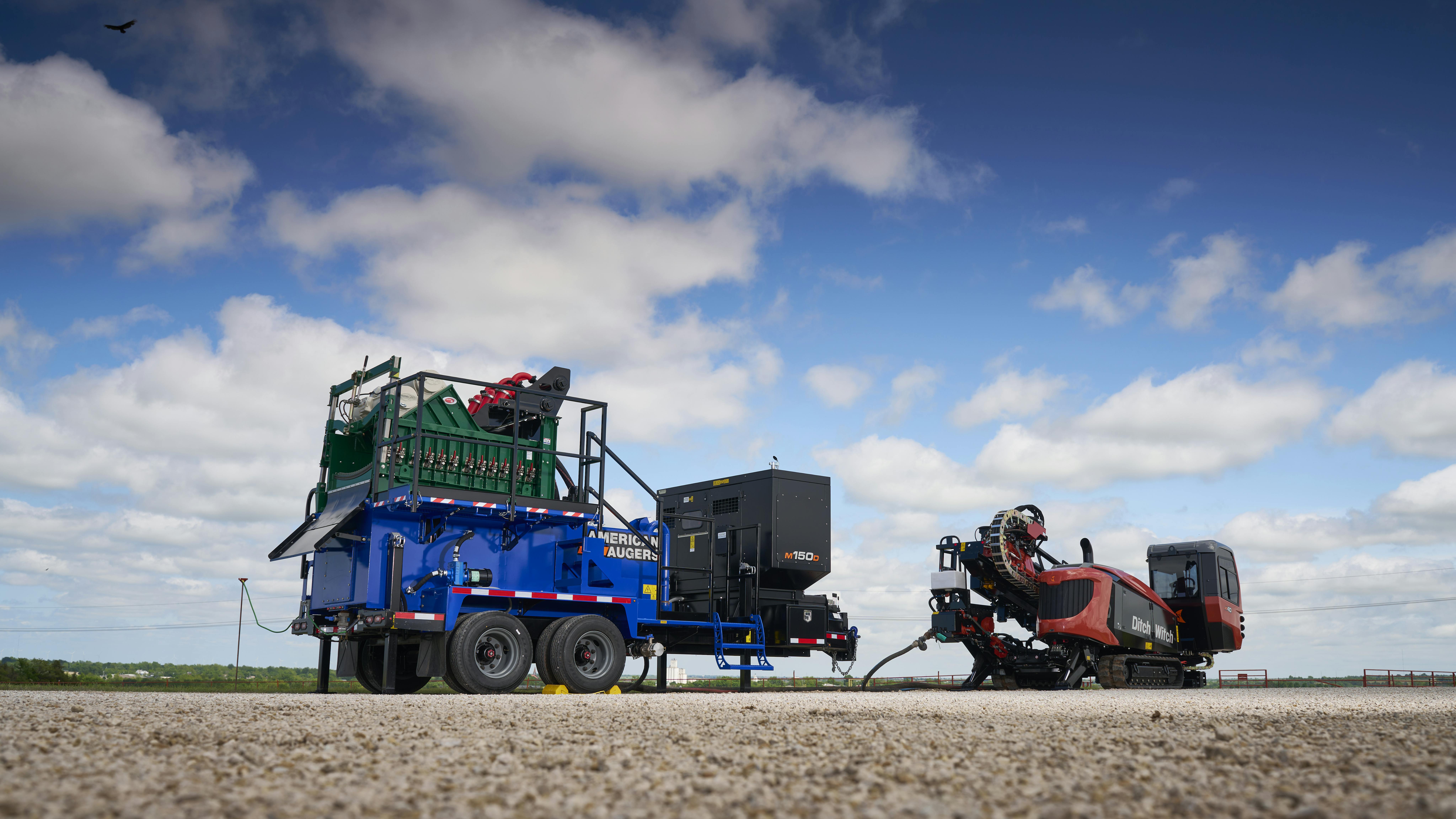 American Augers M150D Fluid Cleaning System working with a Ditch Witch HDD unit.