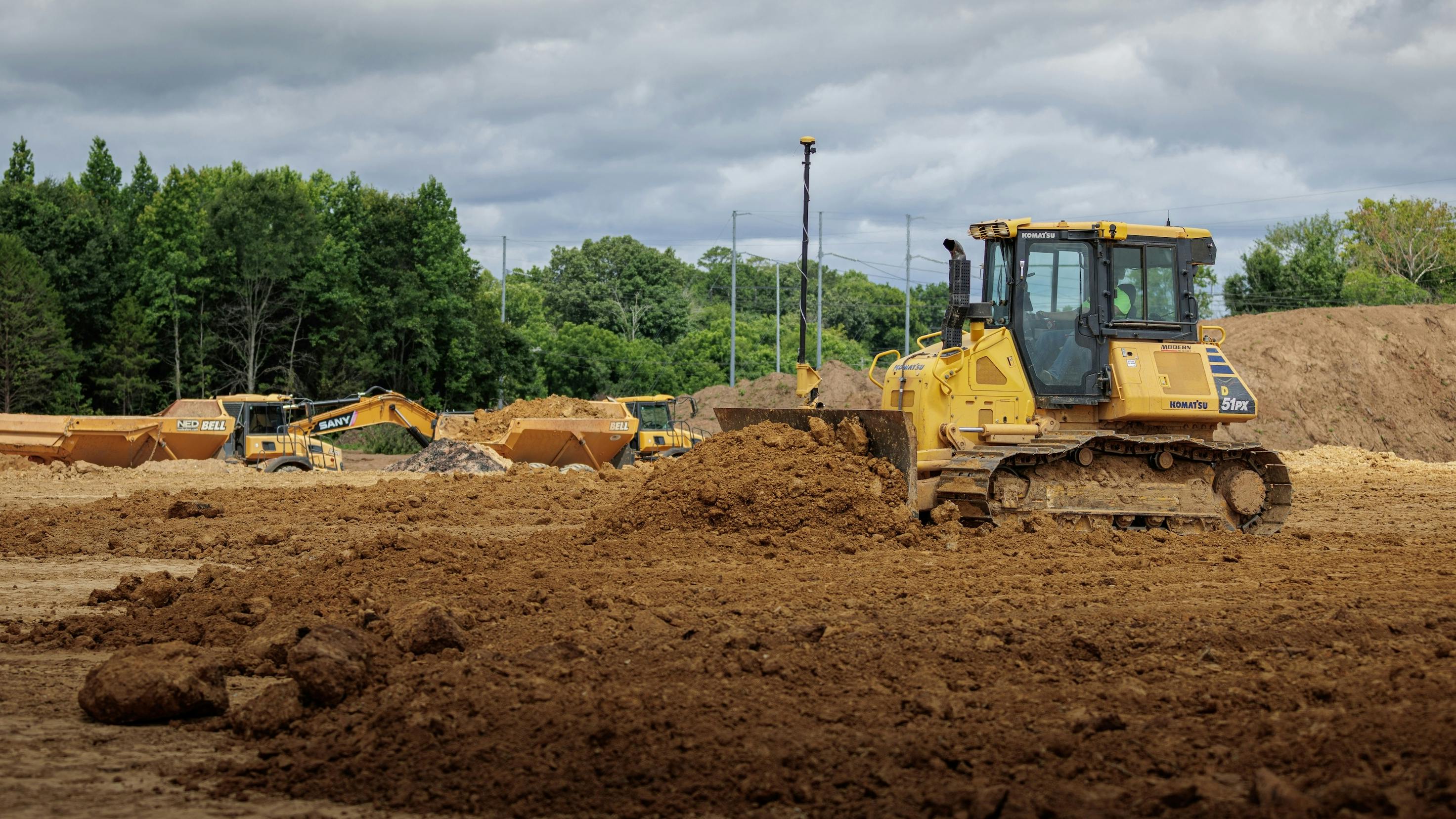 Topcon 3dMC Edge working on a Komatsu dozer.