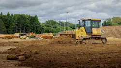 Topcon 3dMC Edge working on a Komatsu dozer.