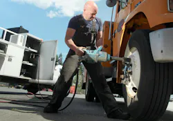 VMAC compressor running an impact wrench, going tire service